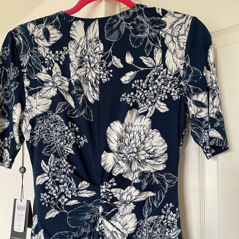 New with tags Adrianna Papell side ruched dress - Picture 4 of 9